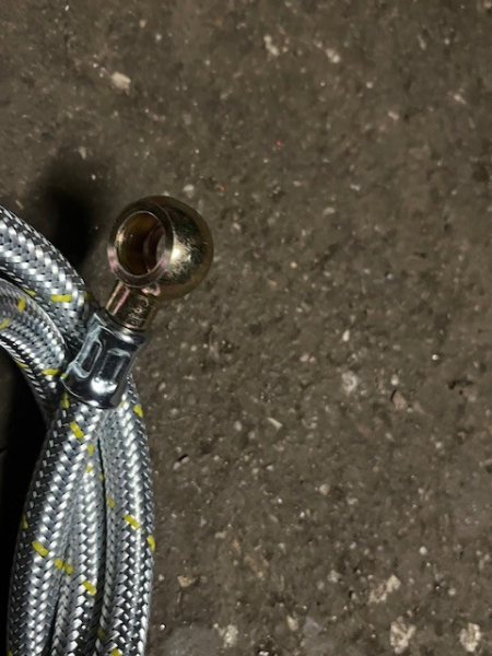 Dieselleitungmit Metallgeflecht mit Ringöse UTB 445 + Fiat 4500 420 450 500 R450 vom Dieselhahn zur Förderpumpe